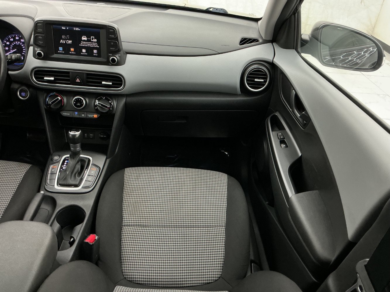 Used 2019 Hyundai Kona SEL FWD image 28