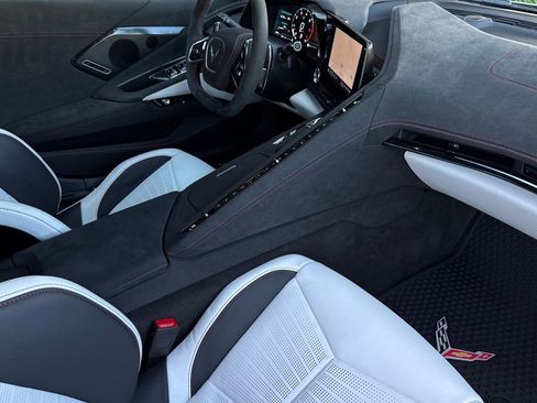 Certified 2023 Chevrolet Corvette Stingray w/ Z51 Performance Package image 16