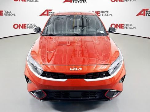 Used 2022 Kia Forte GT-Line w/ GT-Line Premium Package FWD image 2