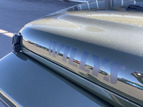 Used 2024 Jeep Gladiator Sport image 12