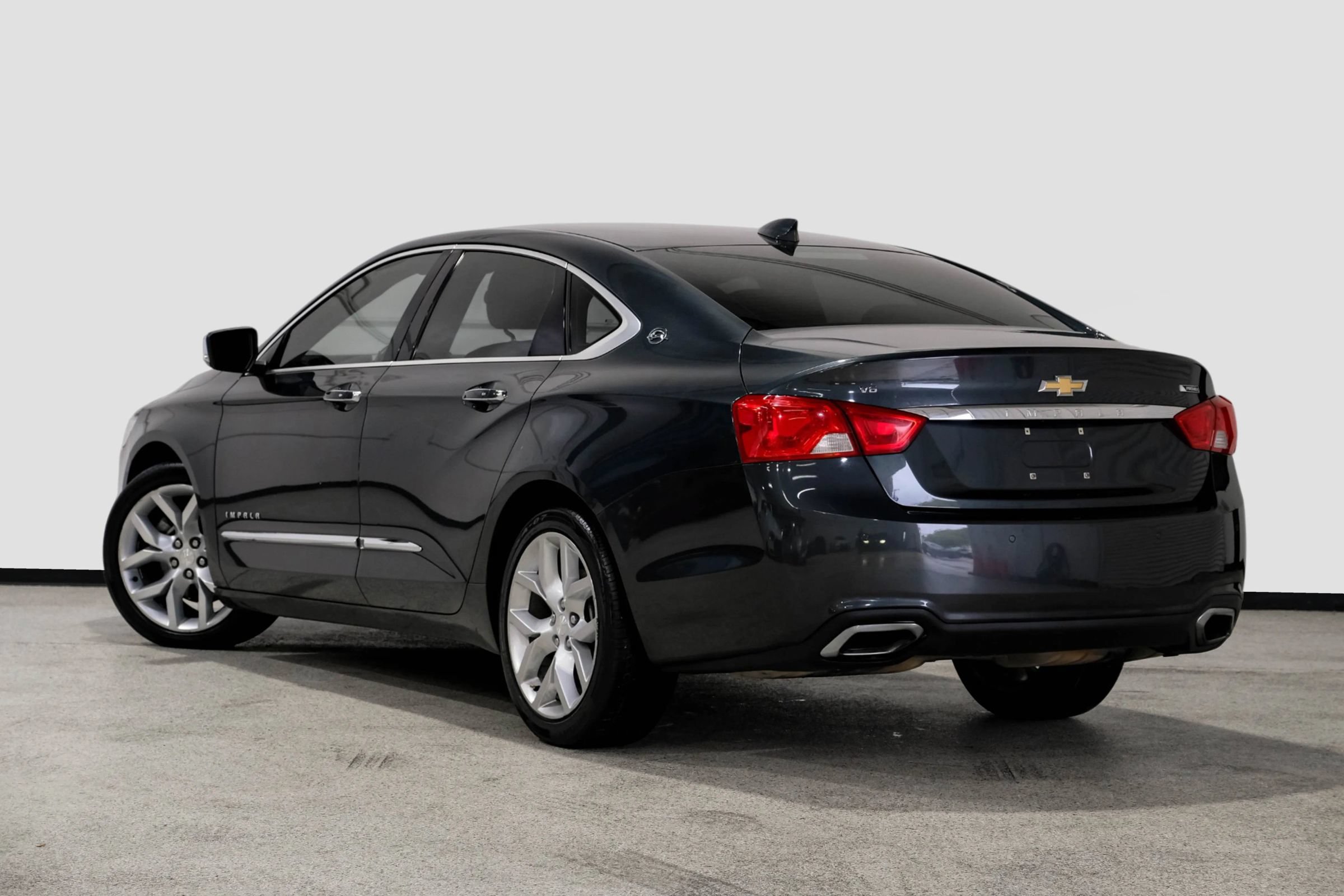 Used 2019 Chevrolet Impala Premier FWD image 8