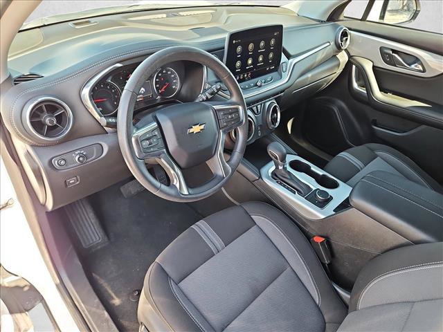 Used 2025 Chevrolet Blazer LT FWD image 10