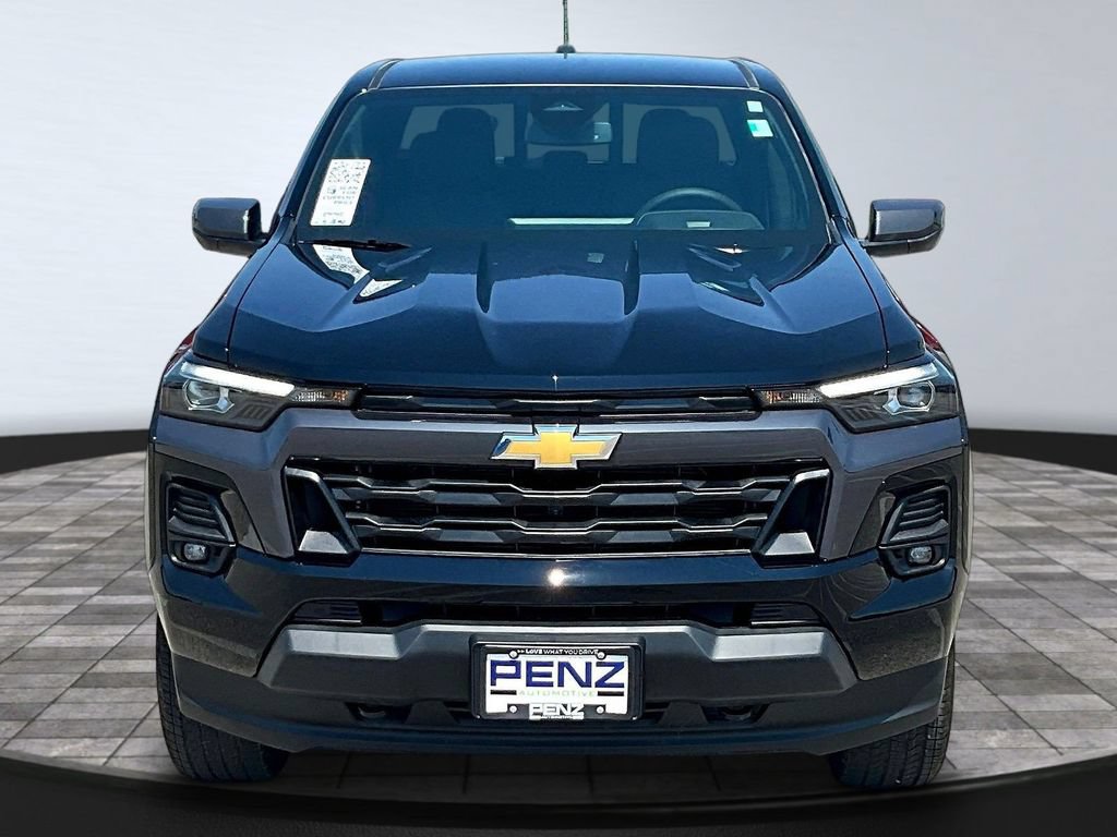 New 2026 Chevrolet Colorado LT w/ LT Convenience Package AWD/4WD image 7