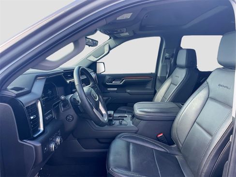 Used 2025 GMC Sierra 1500 Denali w/ Denali Reserve Package image 11