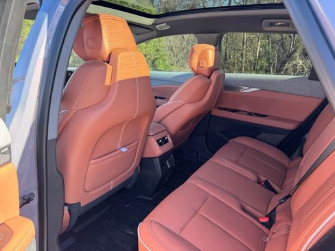 New 2026 Cadillac Optiq Luxury 2 image 22