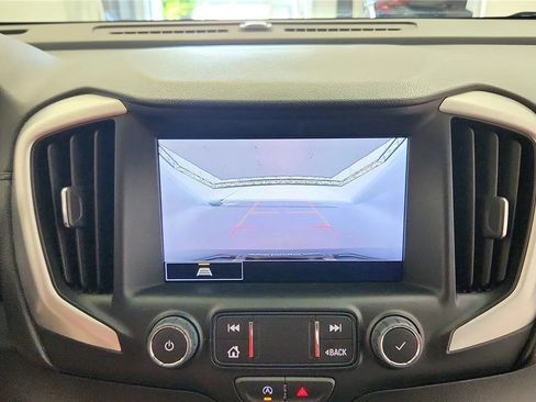 Used 2023 GMC Terrain SLT FWD image 25