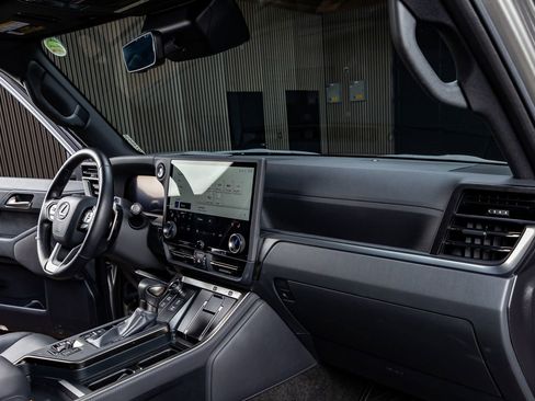 Used 2024 Lexus GX 550 550 Overtrail+ image 18