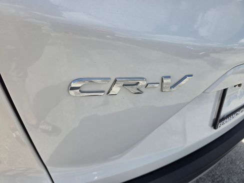 Used 2019 Honda CR-V Touring image 12