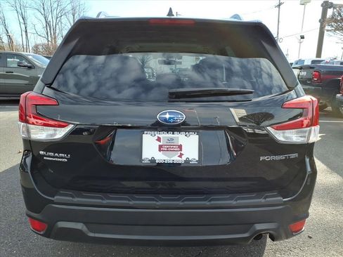 Certified 2021 Subaru Forester Premium image 5