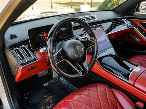 Used 2021 Mercedes-Benz S 580 4MATIC Sedan image 12