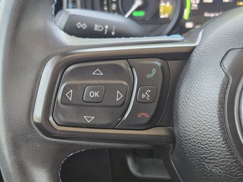 Used 2024 Jeep Wrangler Unlimited Rubicon 4xe AWD/4WD image 28