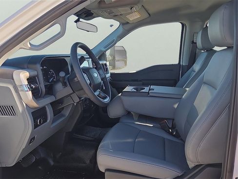 New 2026 Ford F250 XL w/ FX4 Off-Road Package image 11