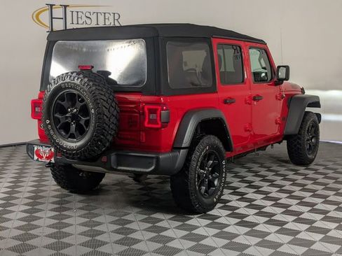 Used 2022 Jeep Wrangler Unlimited Sport AWD/4WD image 7