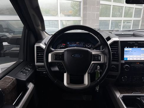 Used 2019 Ford F250 Lariat w/ Lariat Value Package AWD/4WD image 37