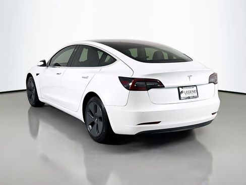 Used 2019 Tesla Model 3 Standard Range image 8