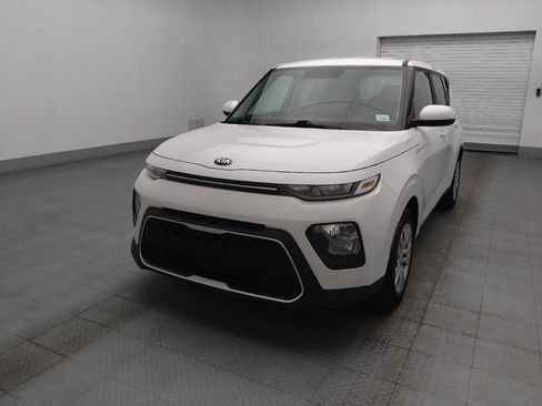 Used 2020 Kia Soul LX FWD image 15