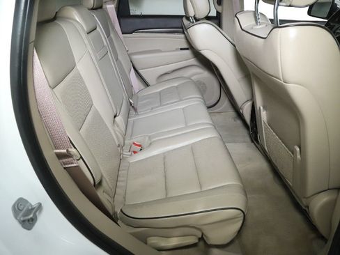 Used 2017 Jeep Grand Cherokee Overland AWD/4WD image 33
