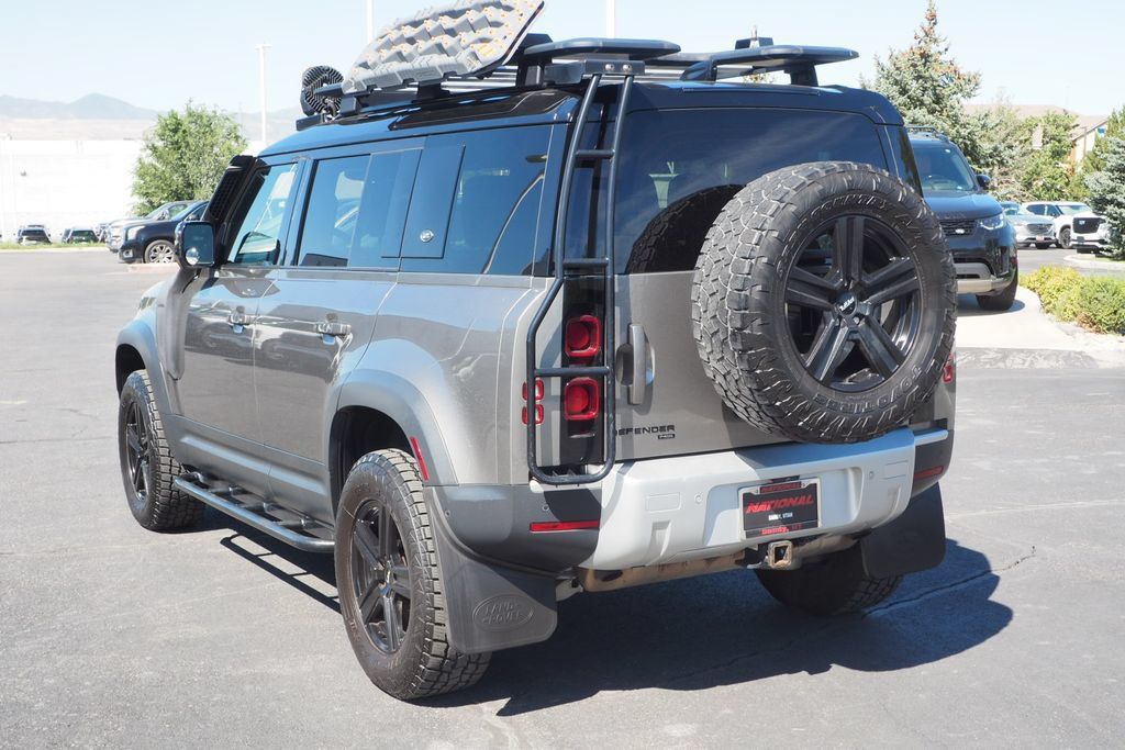Used 2021 Land Rover Defender 110 SE AWD/4WD image 7