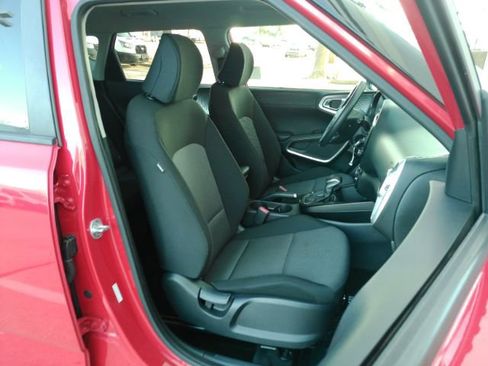 Used 2020 Kia Soul LX image 20