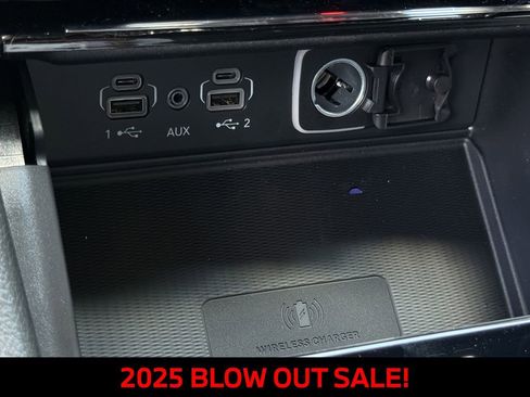 New 2025 Jeep Grand Cherokee L Altitude image 19