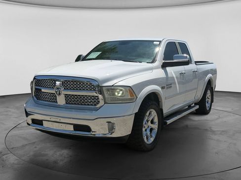 Used 2013 RAM 1500 Laramie w/ Convenience Group AWD/4WD image 4