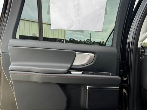 Used 2025 Ford Expedition Max Active image 14