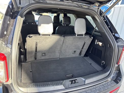 Used 2023 Ford Explorer ST-Line image 34