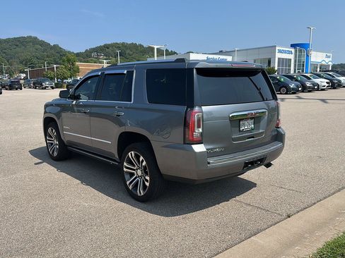 Used 2018 GMC Yukon Denali w/ Denali Ultimate Package AWD/4WD image 5