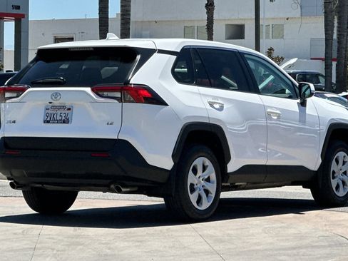 Used 2025 Toyota RAV4 LE FWD image 4