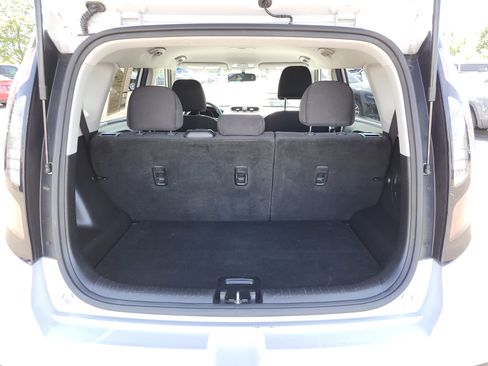 Used 2018 Kia Soul FWD image 20
