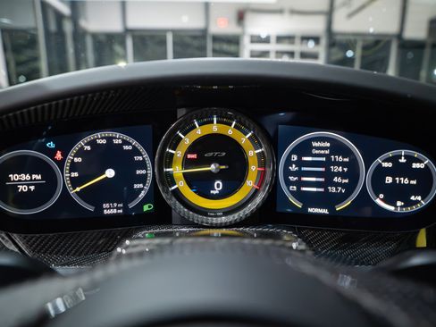 Used 2022 Porsche 911 GT3 RWD image 16