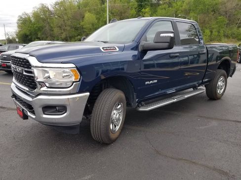 Certified 2024 RAM 2500 Big Horn w/ Bed Utility Group AWD/4WD image 3