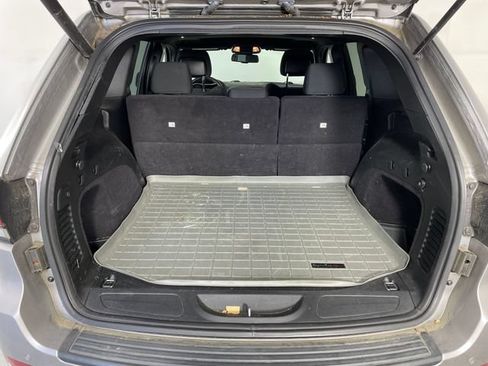 Used 2016 Jeep Grand Cherokee Laredo 75th Anniversary AWD/4WD image 12