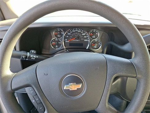 New 2024 Chevrolet Express 4500 Extended w/ Power Convenience Package image 16