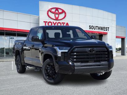 New 2025 Toyota Tundra SR5 w/ Blackout Package (GST)