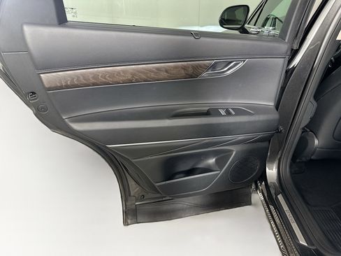 Used 2024 Genesis GV80 2.5T image 26