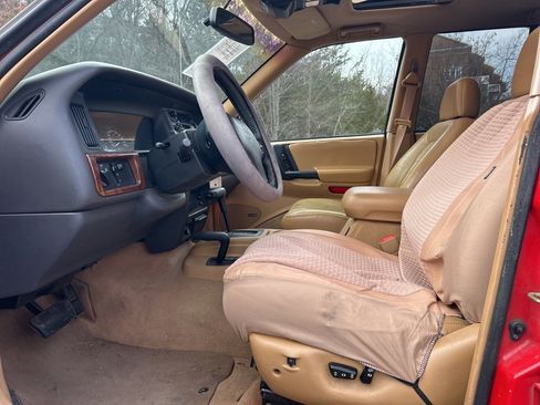 Used 1997 Jeep Grand Cherokee TSi image 8