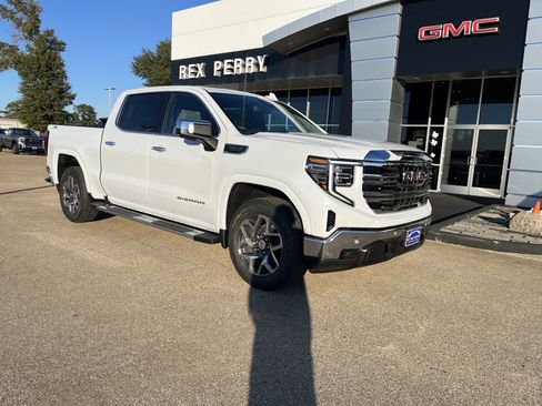 New 2026 GMC Sierra 1500 SLT w/ SLT Premium Package image 2