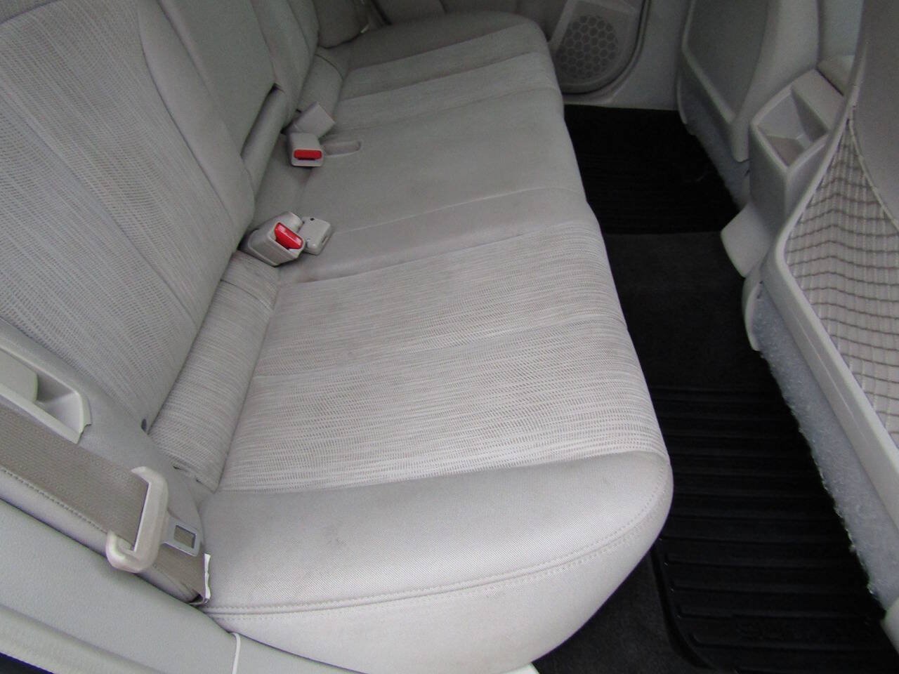 Used 2014 Subaru Outback 2.5i Premium AWD/4WD image 18