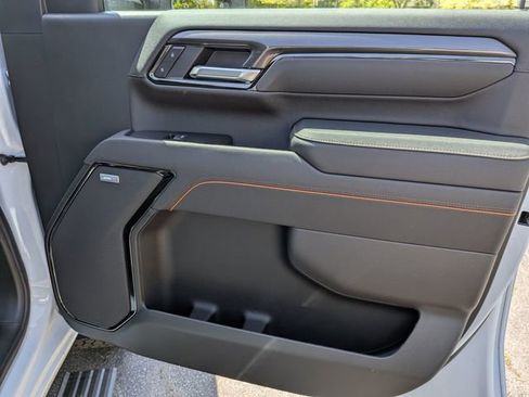 New 2026 GMC Sierra 2500 AT4 w/ AT4 Premium Plus Package AWD/4WD image 26