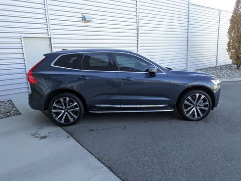 Used 2023 Volvo XC60 T8 Ultimate image 6