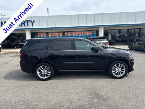 Used 2023 Dodge Durango GT RWD image 2