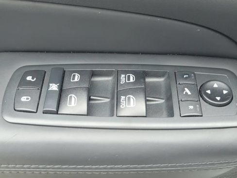 Used 2020 Jeep Grand Cherokee High Altitude AWD/4WD image 33