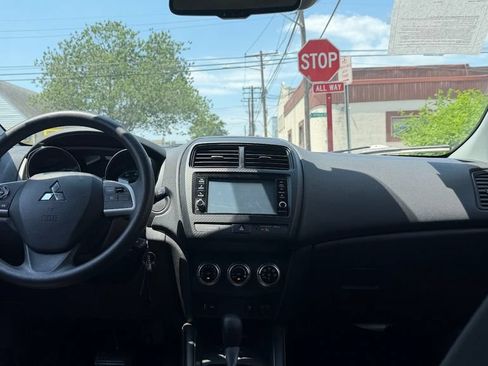 Used 2022 Mitsubishi Outlander Sport FWD image 28