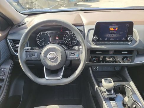Certified 2023 Nissan Rogue SV FWD image 14