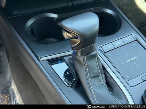 Used 2019 Lexus UX 250h AWD/4WD image 28