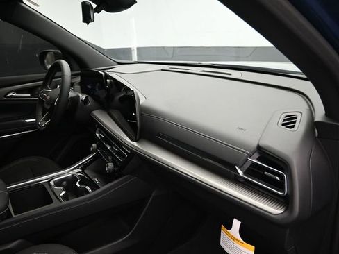 New 2026 Chevrolet Traverse LT w/ Driver Confidence Package image 42