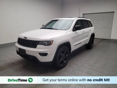 Used 2019 Jeep Grand Cherokee Laredo AWD/4WD image 1