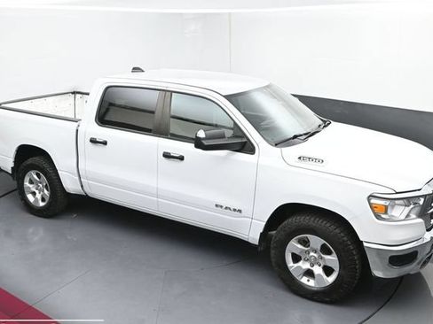 Used 2024 RAM 1500 Big Horn w/ Trailer Tow Group AWD/4WD image 17
