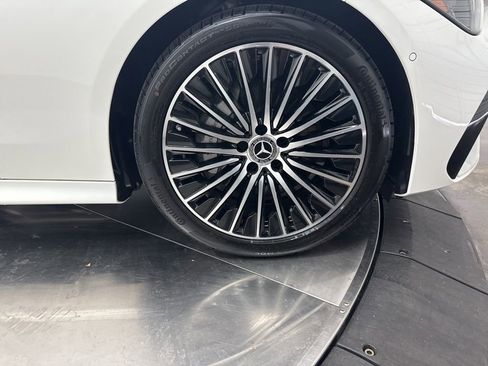 Used 2026 Mercedes-Benz CLE 300 4MATIC Coupe image 9